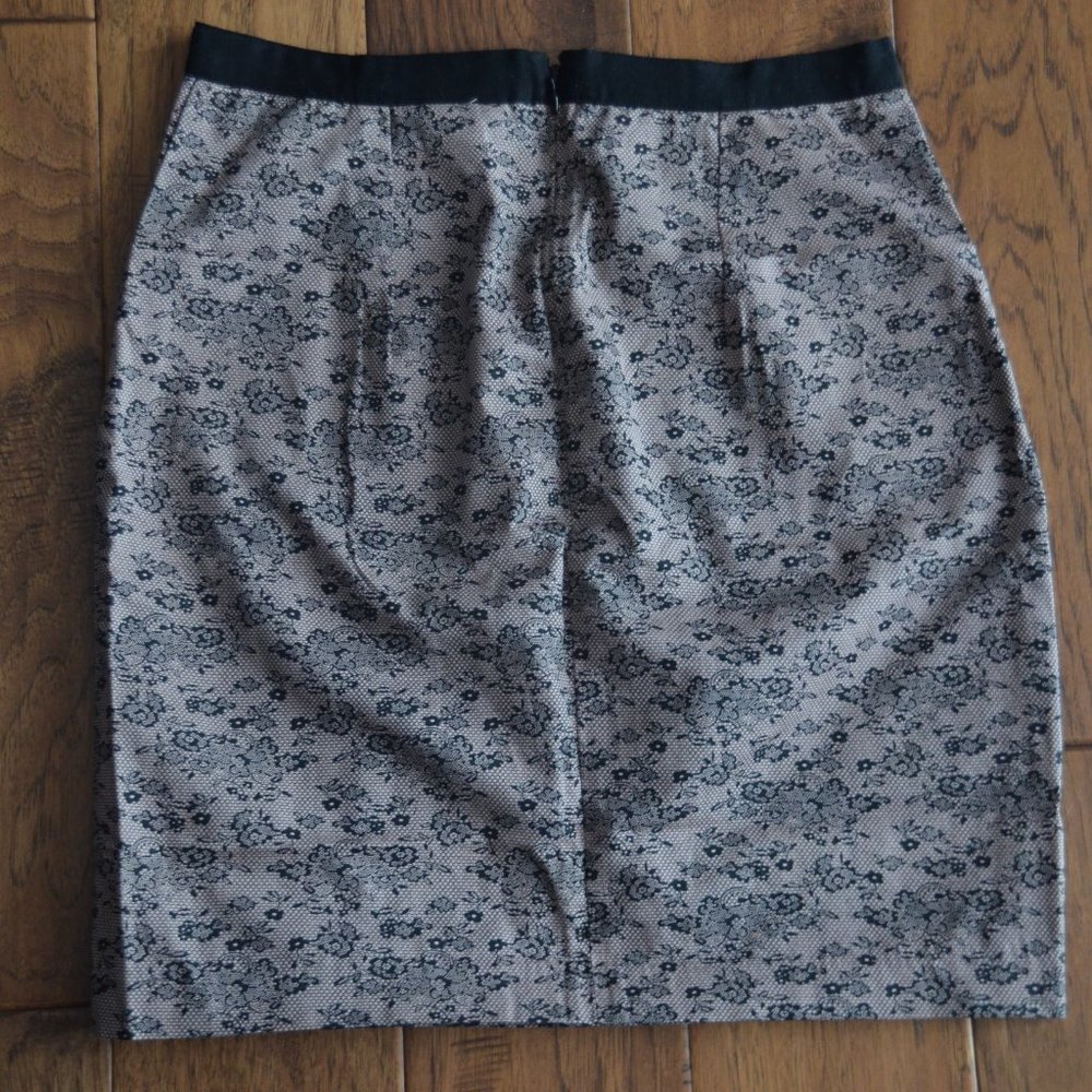 Jason Wu for Target Floral Skirt with Pockets - Picture 4 of 6